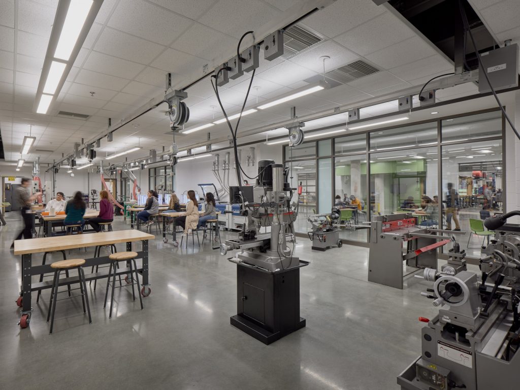 Academies of Loudoun engineering lab